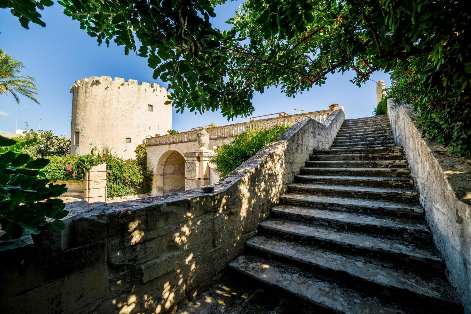 Torre Del Parco Hotel Lecce Buitenkant foto
